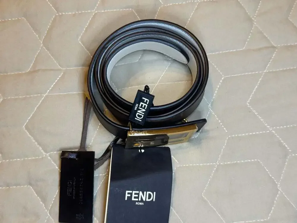 Fendi Reversible Leather Belt in White and Chocolate Brown
